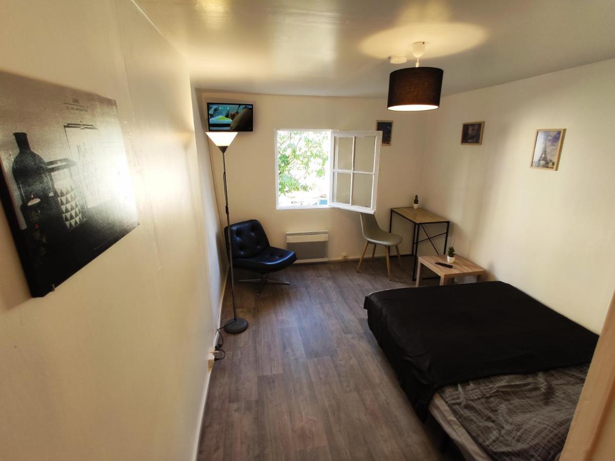 Studio Hypercentre A 2 Pas De La Gare Appart N°2 อาฌ็อง ภายนอก รูปภาพ